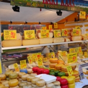 Продажа сыра в Амстердаме Продажа сыра в Амстердаме